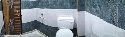 Bathroom Image of 800 Sq.ft 1.5 BHK Apartment / Flat for rent in Sector 110 Gurgaon for Rs. 13000