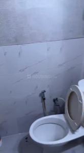 Bathroom Image of 1000 Sq.ft 2 BHK Apartment / Flat for rent in Gaur Cascades, Raj Nagar Extension Ghaziabad for Rs. 19000