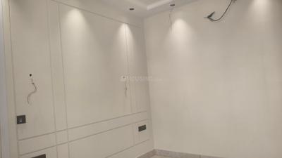 Bedroom Image of 1800 Sq.ft 3 BHK Builder Floor for sale in Kailash Colony New Delhi for Rs. 59700000