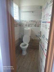 Bathroom Image of 2400 Sq.ft 2 BHK Builder Floor for rent in Royal Apartment, JP Nagar Bengaluru for Rs. 22000