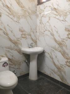 Bedroom Two Image of 2700 Sq.ft 5 BHK Builder Floor for sale in Rajendra Nagar Ghaziabad for Rs. 26000000