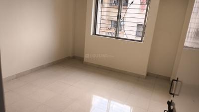 Spring Glory Apartment Bedroom One 4