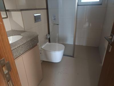 Bathroom Image of 1545 Sq.ft 3 BHK Apartment / Flat for rent in Godrej Woods, Sector 43 Noida for Rs. 70000