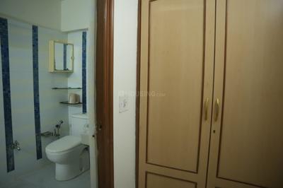 Bathroom Image of 1845 Sq.ft 4 BHK Penthouse for sale in Shyamal Ahmedabad for Rs. 28000000