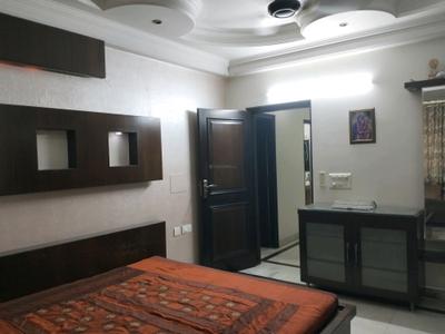 Bedroom Image of 2200 Sq.ft 4 BHK Apartment / Flat for rent in Patparganj New Delhi for Rs. 85000