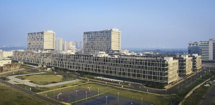 NEW TOWN COMPLEX Main Image 1