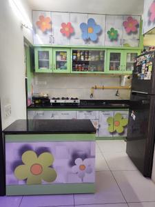 Kitchen Image of 800 Sq.ft 3 BHK Apartment / Flat for rent in Rajyash Reeva, Vishala Ahmedabad for Rs. 25000