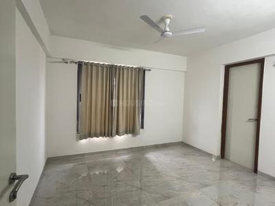 Bedroom Image of 3000 Sq.ft 3 BHK Apartment / Flat for rent in Nana Chiloda Ahmedabad for Rs. 24000