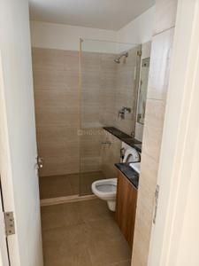 Bathroom Image of 1650 Sq.ft 3 BHK Apartment / Flat for rent in DLF The Primus, Sector 82A Gurgaon for Rs. 56600