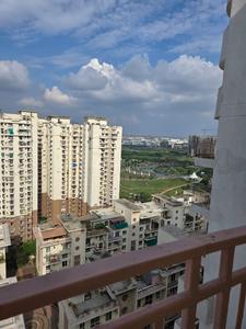 Balcony Image of 1900 Sq.ft 3.5 BHK Apartment / Flat for sale in Mahagun Moderne, Sector 78 Noida for Rs. 32000000