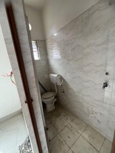 Bathroom Image of 850 Sq.ft 2 BHK Apartment / Flat for sale in Dum Dum Kolkata for Rs. 3200000