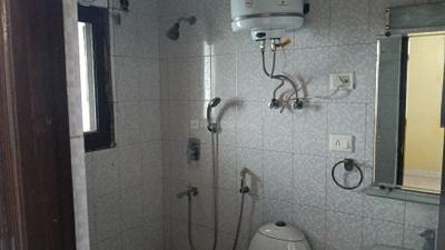 Image of 1200 Sq.ft 2 BHK Apartment / Flat for sale in CGHS Kunj Vihar Apartment, Sector 12 Dwarka, New Delhi for Rs. 20000000