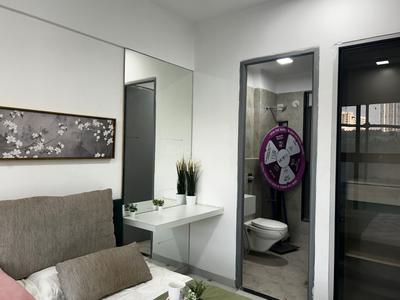 Bedroom Image of 610 Sq.ft 2 BHK Apartment / Flat for sale in UK Iona C Wing, Andheri East Mumbai for Rs. 13500000