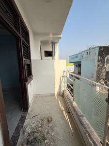 Balcony Image of 900 Sq.ft 3 BHK Apartment / Flat for sale in Govindpuram Ghaziabad for Rs. 3650000