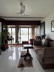 Hall Image of 1500 Sq.ft 2 BHK Independent House for rent in Maker Tower, Cuffe Parade Mumbai for Rs. 275000