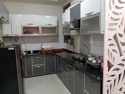 Kitchen Image of 1400 Sq.ft 3 BHK Builder Floor for rent in Indirapuram Ghaziabad for Rs. 37000