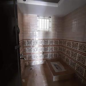 Bathroom Image of 965 Sq.ft 2 BHK Builder Floor for rent in K R Puram Bengaluru for Rs. 17000