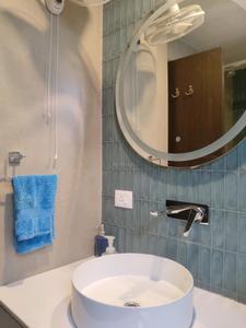 Bedroom Two Image of 2100 Sq.ft 4 BHK Apartment / Flat for sale in DLF Silver Oaks, DLF Phase 1 Gurgaon for Rs. 49000000