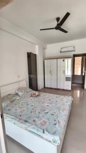 Bedroom Image of 1800 Sq.ft 3 BHK Apartment / Flat for rent in KP Courtyard, Shantipura Ahmedabad for Rs. 48000