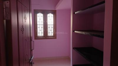 Bedroom Image of 650 Sq.ft 2 BHK Duplex for rent in Otthakadai Madurai for Rs. 10000