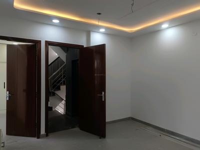 Living Room Image of 1100 Sq.ft 3 BHK Builder Floor for sale in Rohini Sector 28 New Delhi for Rs. 14200000
