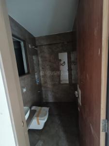 Bathroom Image of 905 Sq.ft 2 BHK Apartment / Flat for sale in Gami And Jaydeep Elanza, Chembur Mumbai for Rs. 18500000