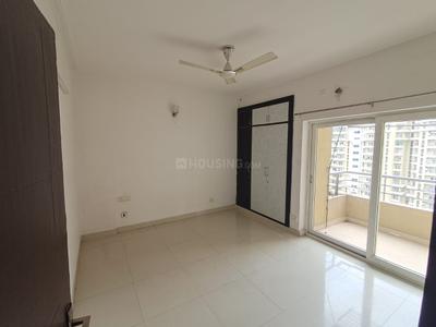 Bedroom Image of 1650 Sq.ft 3 BHK Apartment / Flat for sale in Purvanchal Royal Park, Sector 137 Noida for Rs. 25500000