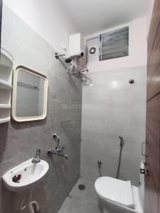 Bathroom Image of 650 Sq.ft 1 BHK Apartment / Flat for rent in Madhapur Hyderabad for Rs. 25500