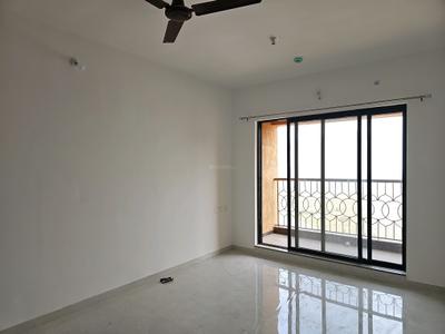 Living Room Image of 1080 Sq.ft 2 BHK Apartment / Flat for rent in Kumar Primavera B6, Wadgaon Sheri Pune for Rs. 33000