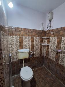 Bathroom Image of 550 Sq.ft 1 BHK Apartment / Flat for rent in Kolar Road Bhopal for Rs. 10000
