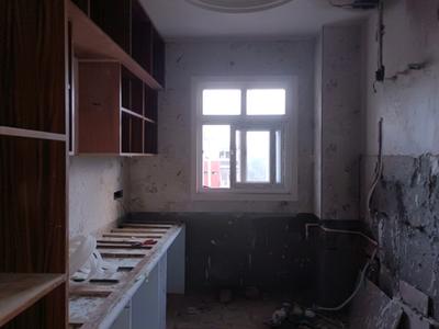 Kitchen Image of 1400 Sq.ft 4 BHK Builder Floor for sale in DDA Baghban Apartment, Rohini Sector 28 New Delhi for Rs. 15100000