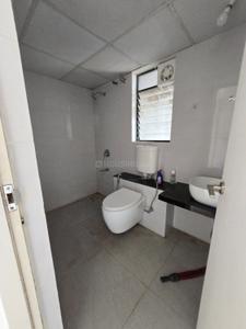 Bathroom Image of 2211 Sq.ft 3 BHK Apartment / Flat for sale in Godrej Green Glades, Chandkheda Ahmedabad for Rs. 11000000