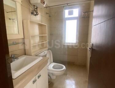 Image of 1700 Sq.ft 3 BHK Apartment / Flat for rent in Puri Diplomatic Greens, Sector 110A, Gurgaon for Rs. 64000