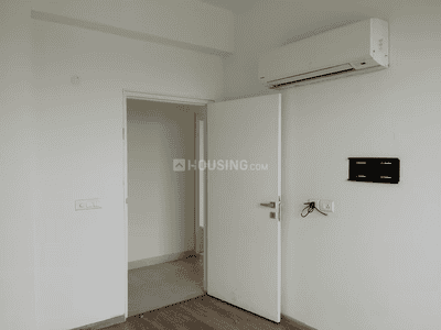 Bedroom Image of 2200 Sq.ft 3 BHK Apartment / Flat for sale in DLF New Town Heights 1, Sector 86 Gurgaon for Rs. 20000000