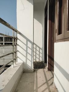 Balcony Image of 830 Sq.ft 2 BHK Apartment / Flat for sale in Sector 73 Noida for Rs. 2900000