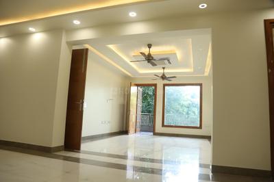 Hall Image of 6000 Sq.ft 6 BHK Builder Floor for sale in Unitech Residency Greens, Sector 46 Gurgaon for Rs. 110000000