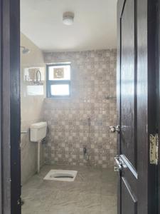 Common Bathroom Image of 1120 Sq.ft 2 BHK Apartment / Flat for rent in CGEWHO Kendriya Vihar, Phi II Greater Noida for Rs. 24100