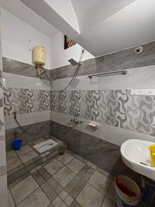 Bathroom Image of 2400 Sq.ft 4 BHK Independent House for rent in Rajajinagar Bengaluru for Rs. 80000