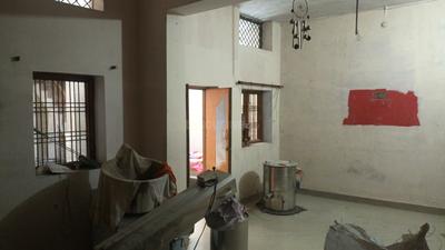 Hall Image of 1000 Sq.ft 2 BHK Independent House for rent in Rajajipuram Lucknow for Rs. 8000