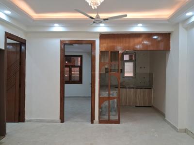Living Room Image of 1050 Sq.ft 2 BHK Apartment / Flat for sale in Sector 73 Noida for Rs. 4200000
