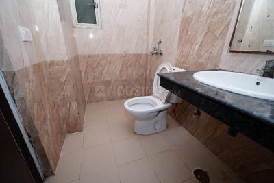 Bathroom Image of 1320 Sq.ft 3 BHK Apartment / Flat for sale in Nimbus The Hyde Park, Sector 78 Noida for Rs. 15700000