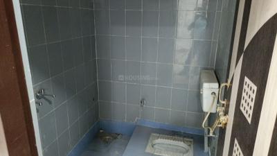 Image of 950 Sq.ft 3 BHK Builder Floor for sale in Laxmi Nagar, New Delhi for Rs. 7000000