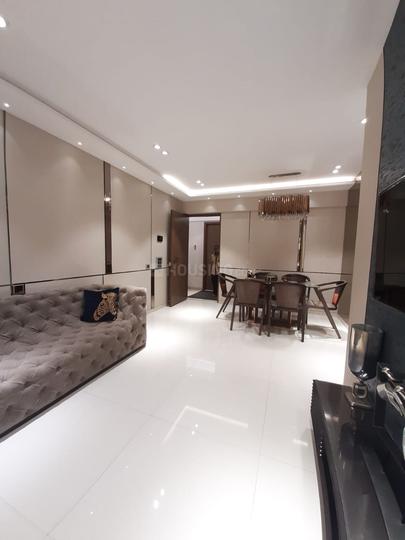 Unique Estate Main Image 1