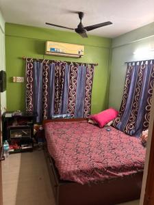 Bedroom Image of 1000 Sq.ft 3 BHK Apartment / Flat for sale in Dhakuria Kolkata for Rs. 4300000