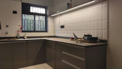 Kitchen Image of 1500 Sq.ft 3 BHK Apartment / Flat for sale in New Town Kolkata for Rs. 10500000
