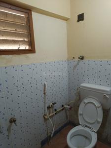 Bathroom Image of 980 Sq.ft 2 BHK Apartment / Flat for rent in Nanmangalam Chennai for Rs. 18000