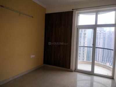 Bedroom Image of 1035 Sq.ft 2 BHK Apartment / Flat for sale in Amrapali Silicon City, Sector 76 Noida for Rs. 10000000