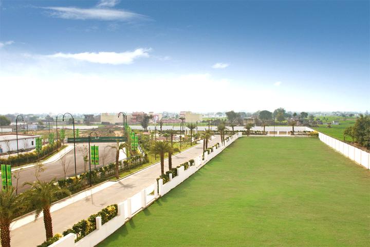 High Ground Road Near by Gopal Sweets Main Image 1