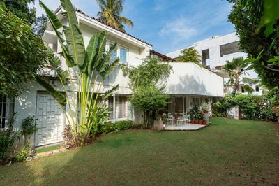 Image of 5500 Sq.ft 4.5 BHK Villa for sale in Alkapuri, Vadodara for Rs. 60000000