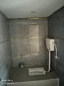 Bathroom Image of 900 Sq.ft 2.5 BHK Independent House for rent in Gautam Vihar Jamshedpur for Rs. 8500